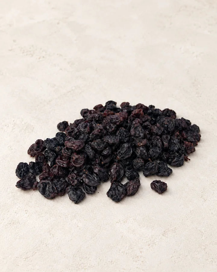 Organic PDO Vostizza Corinthian currants from Aigialeia, Greece — small, dark and naturally sweet